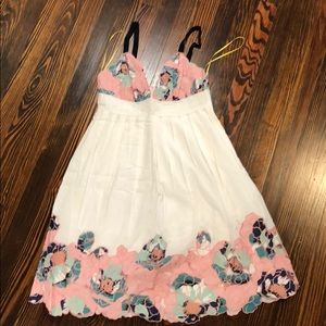 Catherine Malandrino white dress w/ flower detail